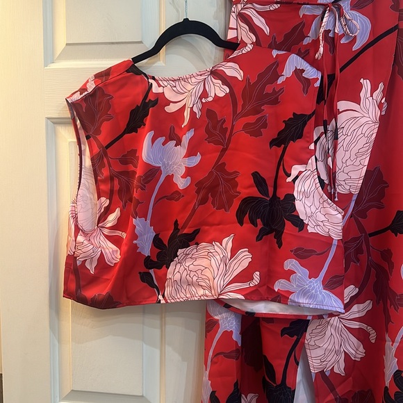 2 Piece Set NWT Eloquii Top & Skirt - Picture 4 of 14